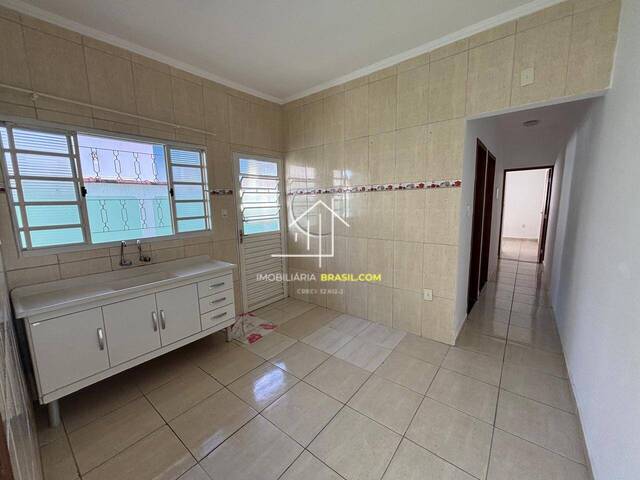 Casa para Venda em Caçapava - 4