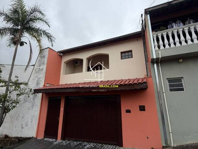 #2886 - Casa para Venda em Caçapava - 